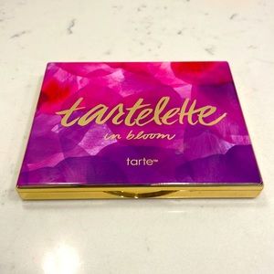 Tartelette In Bloom Clay eyeshadow palette